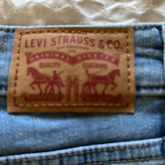 Lexi’s 721 high rise skinny jeans - Picture 4 of 12